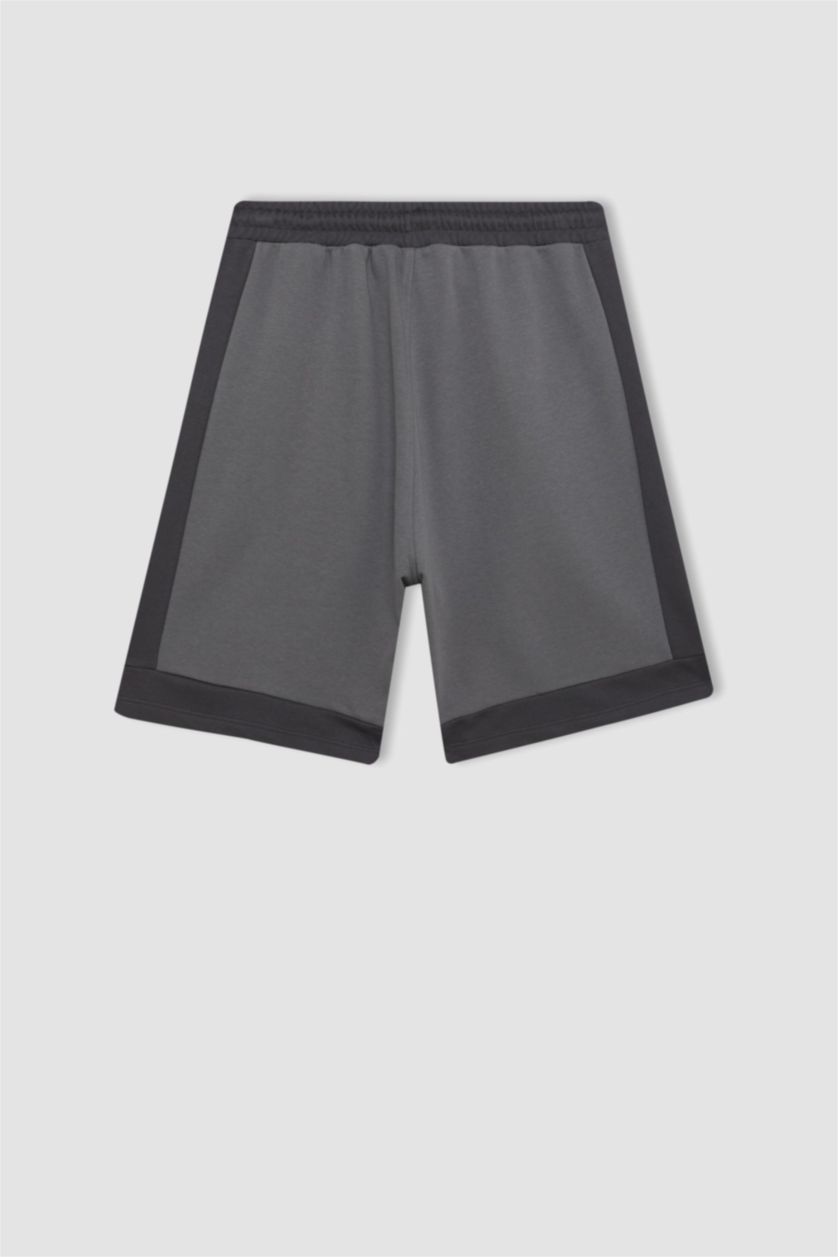 MAN Grey DeFactoFit NBA Brooklyn Nets Standard Fit Crop Shorts