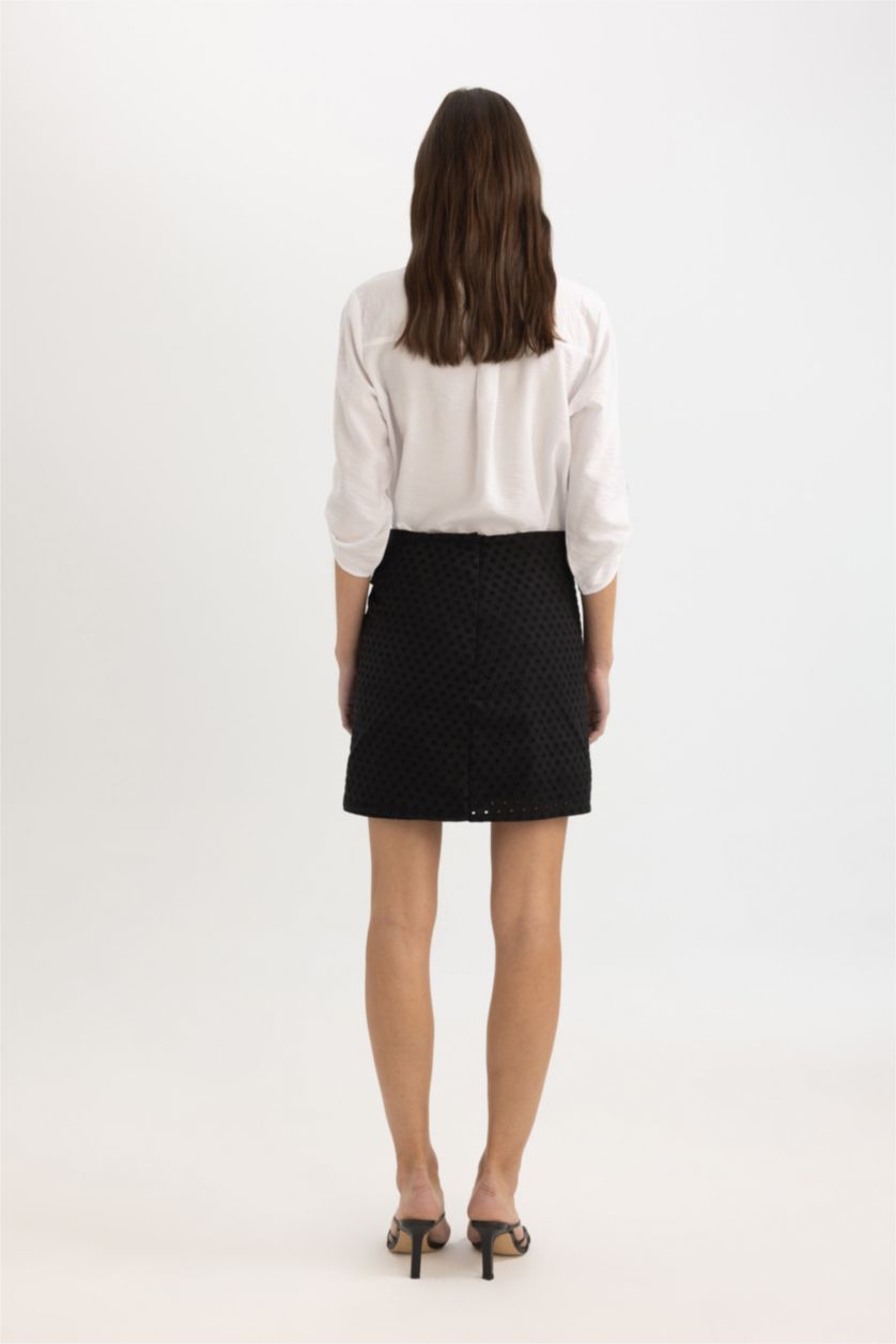 Woman Black Normal Waist Lined Embroidery Mini Skirt