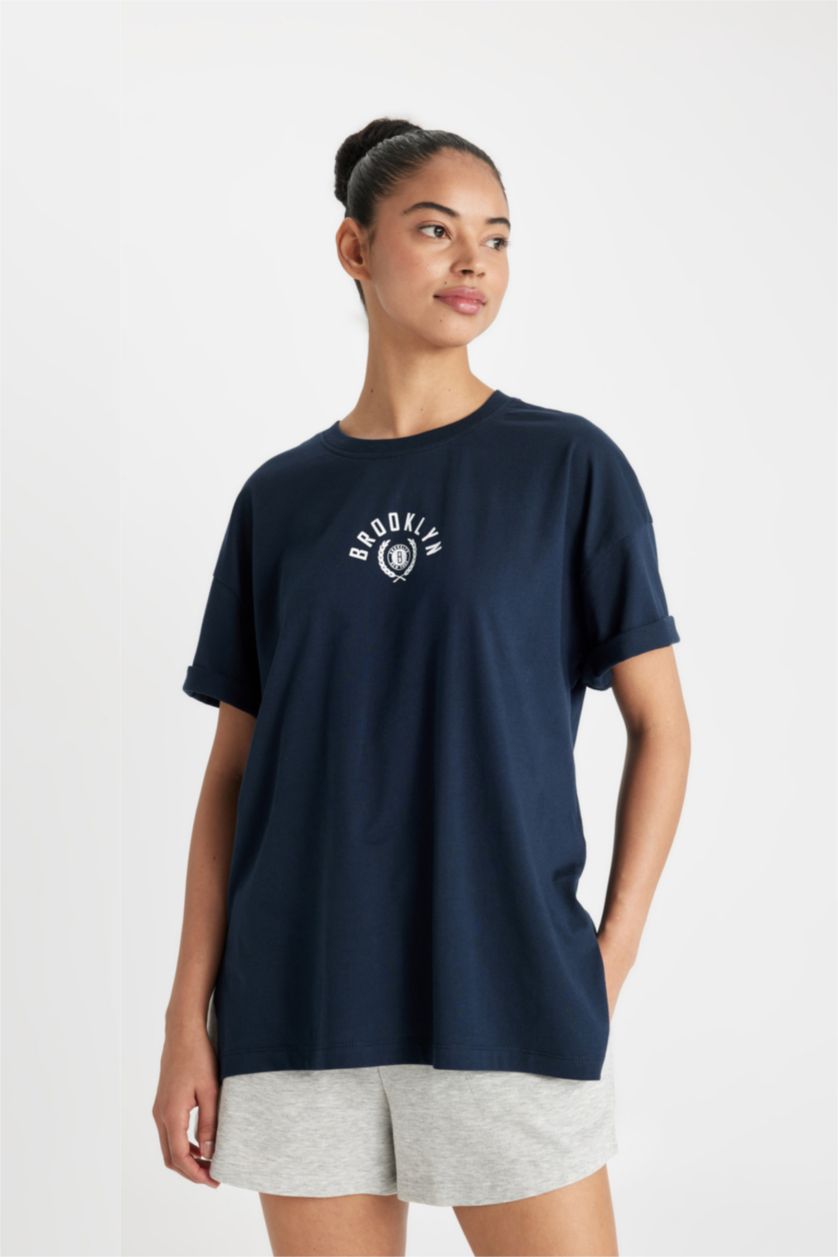 Kadın Lacivert NBA Brooklyn Nets Oversıze Bisiklet Yaka Kısa Kollu Tişört