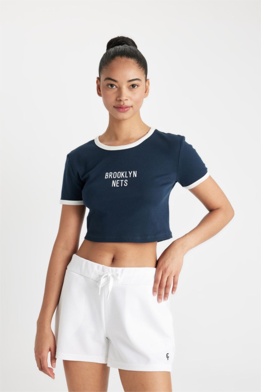 WOMAN NAVY DeFactoFit NBA Brooklyn Nets Crop T-Shirt