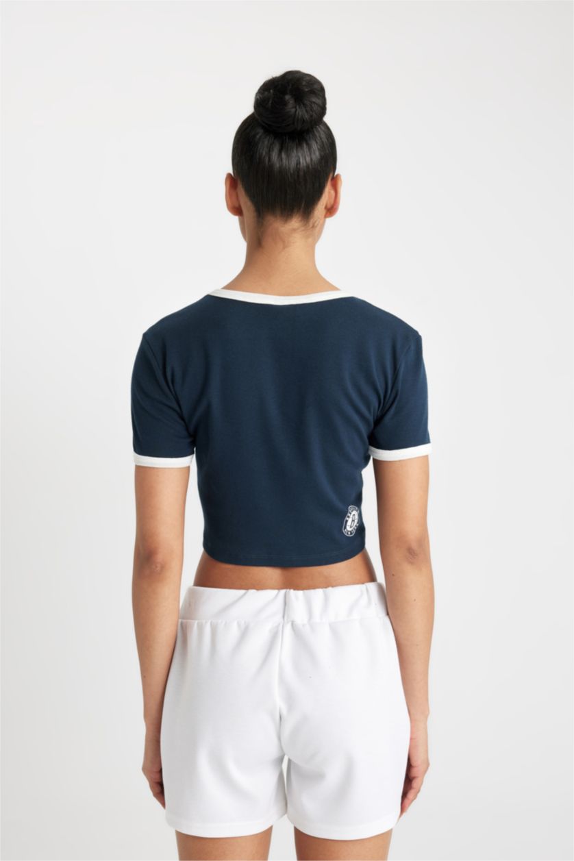 WOMAN NAVY DeFactoFit NBA Brooklyn Nets Crop T-Shirt
