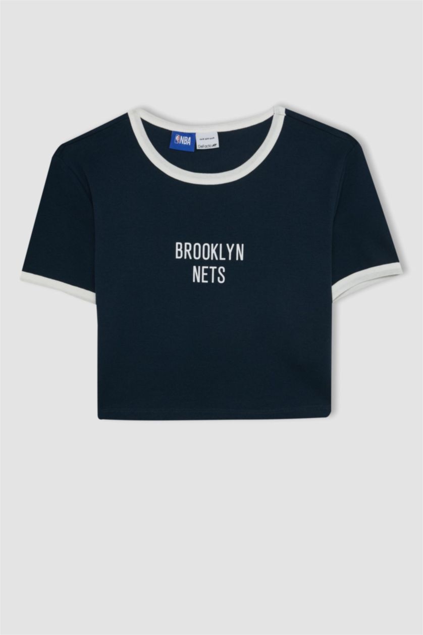 WOMAN NAVY DeFactoFit NBA Brooklyn Nets Crop T-Shirt