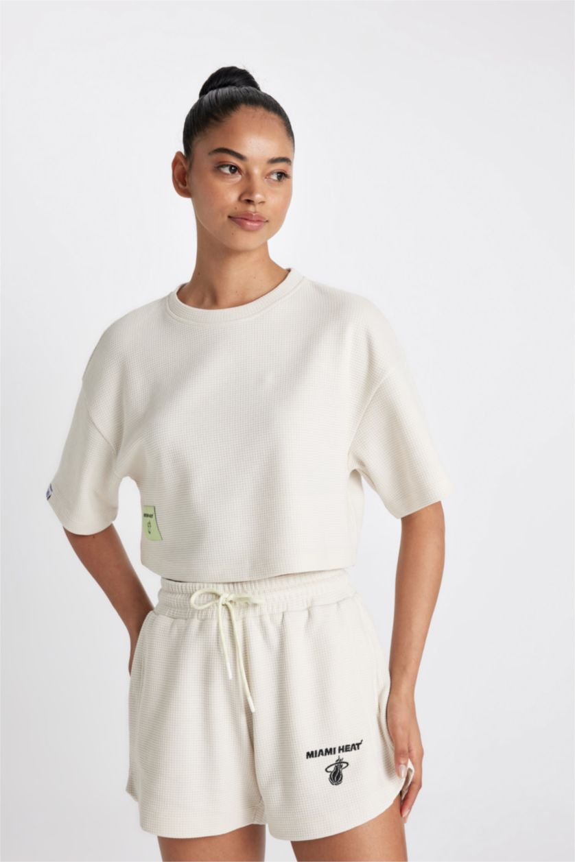 Әйелдерге Сұр NBA Miami Heat Лицензиялық дөңгелек жаға вафли Қысқа жеңді футболка