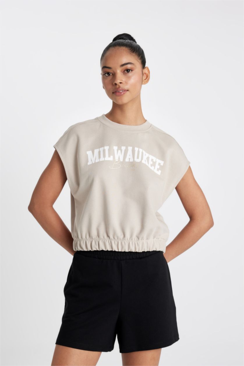 WOMAN Stone DeFactoFit NBA Milwaukee Bucks Crew Neck T-Shirt