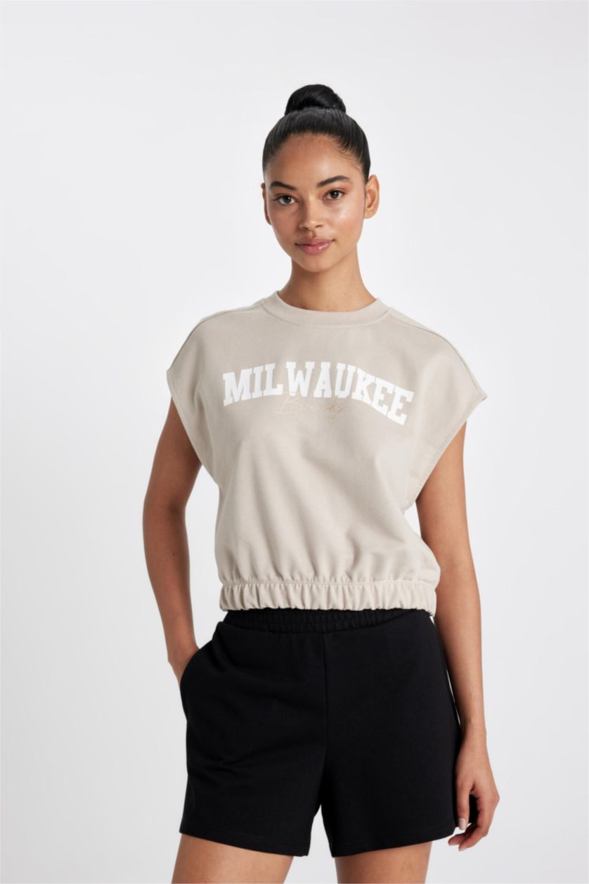 WOMAN Stone DeFactoFit NBA Milwaukee Bucks Crew Neck T-Shirt