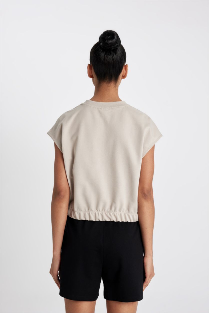 WOMAN Stone DeFactoFit NBA Milwaukee Bucks Crew Neck T-Shirt