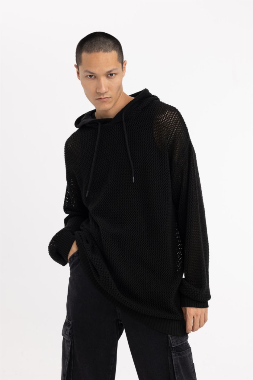 Erkek Siyah Regular Fit Kapüşonlu Kroşe Delikli Triko Sweatshirt