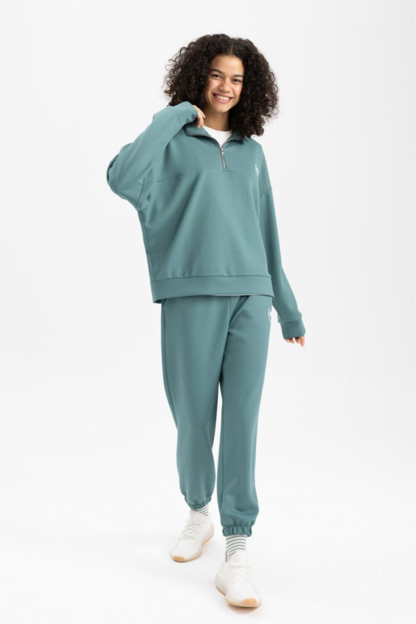 WOMAN Green Standard Fit Skuba Diving Fabric Jogger Sweatpants