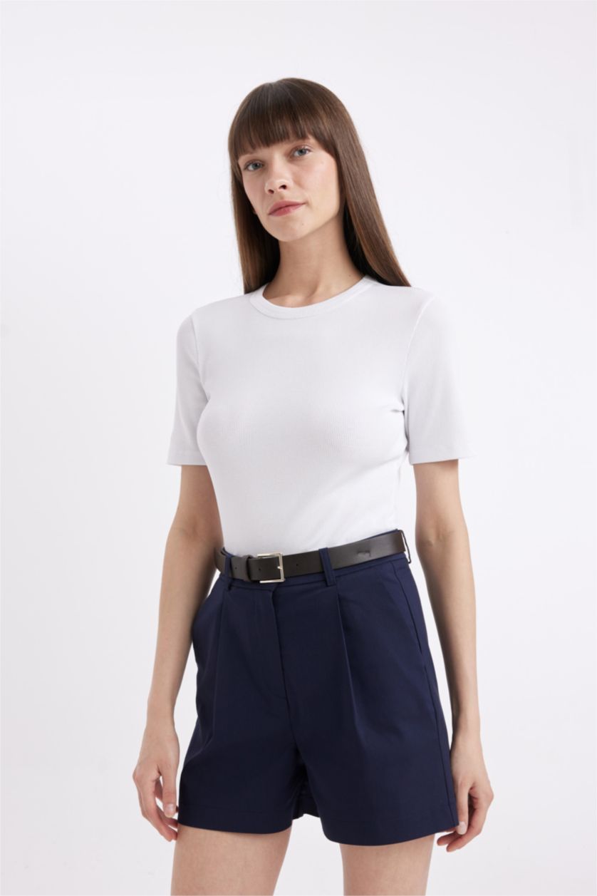 Kadın Violet Beyaz Beyaz Slim Fit Dar Kesim Bisiklet Yaka Fitilli Kaşkorse Basic Düz Kısa Kollu Tişört