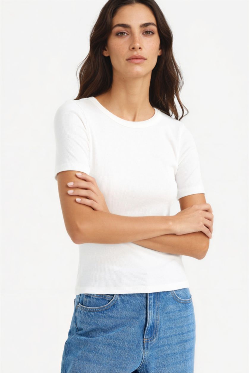 FEMME Écru T-shirt slim côtelé basique à col rond et manches courtes