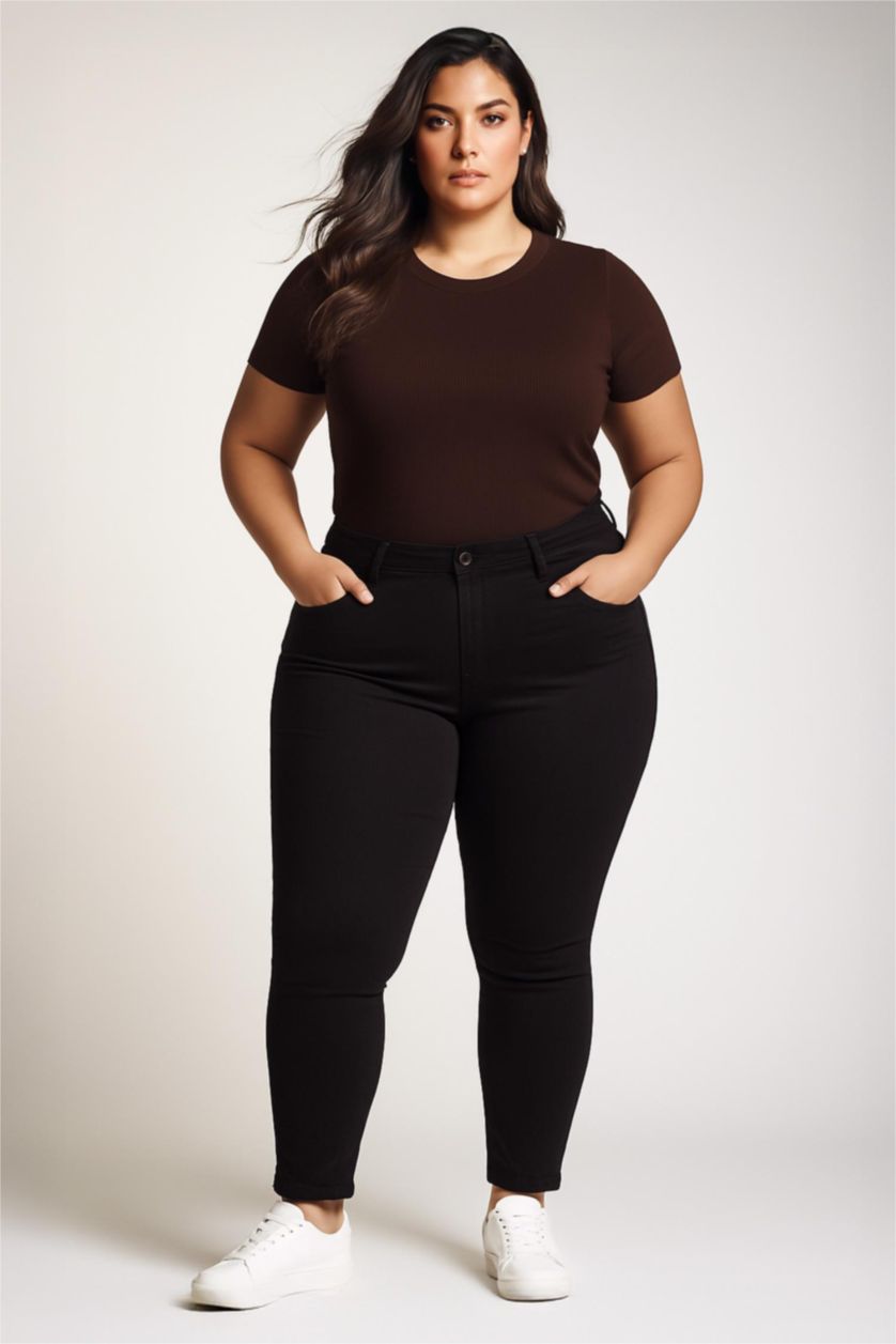 Kadın Kahve Slim Fit Dar Kesim Bisiklet Yaka Fitilli Kaşkorse Basic Düz Kısa Kollu Tişört