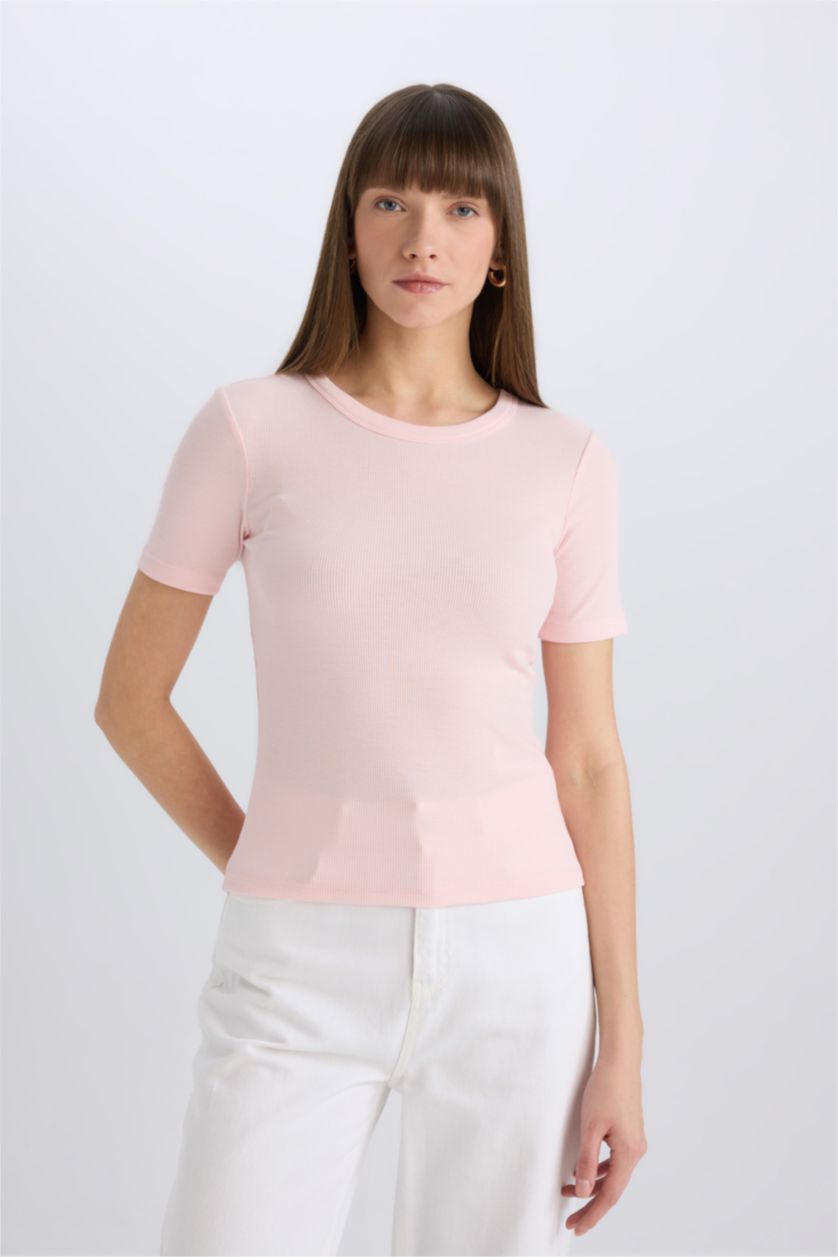 نساء زهري فاتح تيشيرت نص كم مضلع سليم فيت برقبة مستديرة