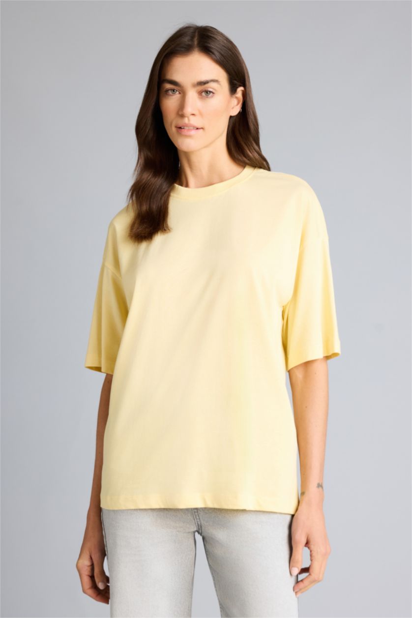 Woman Light Yellow تيشيرت بيزك سادة قطن