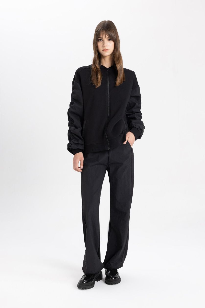 Kadın Siyah Jogger Eşofman Altı Basic Düz Beli Lastikli Ayarlanabilir Lastik Paçalı Cepli