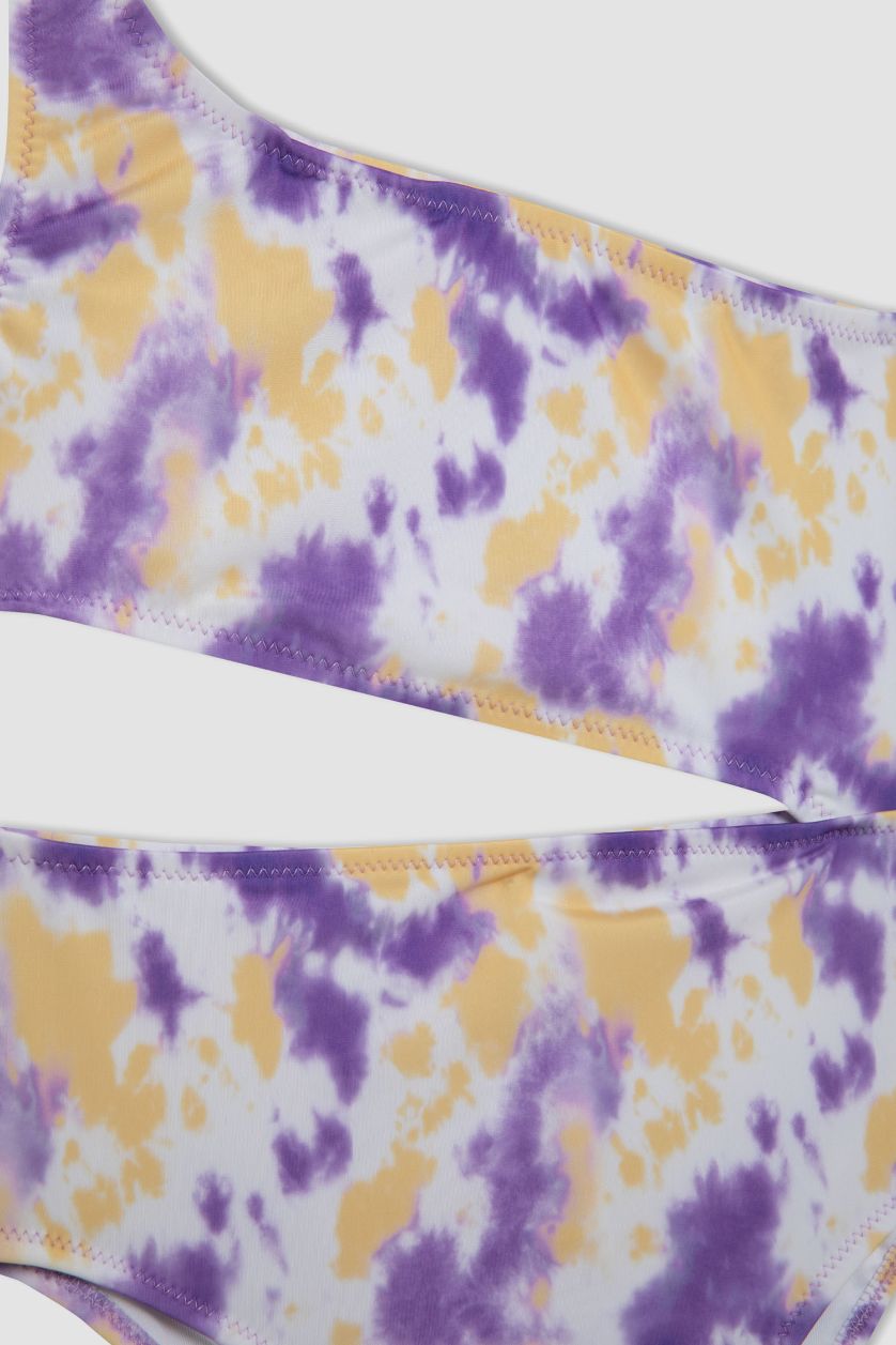 Girls & Teens Lilac Girl Slim Fit Swimsuit