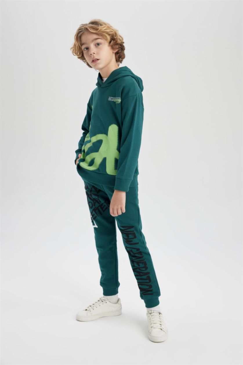 أولاد أخضر سويت شيرت اوفر سايز ولادي بغطاء للرأس