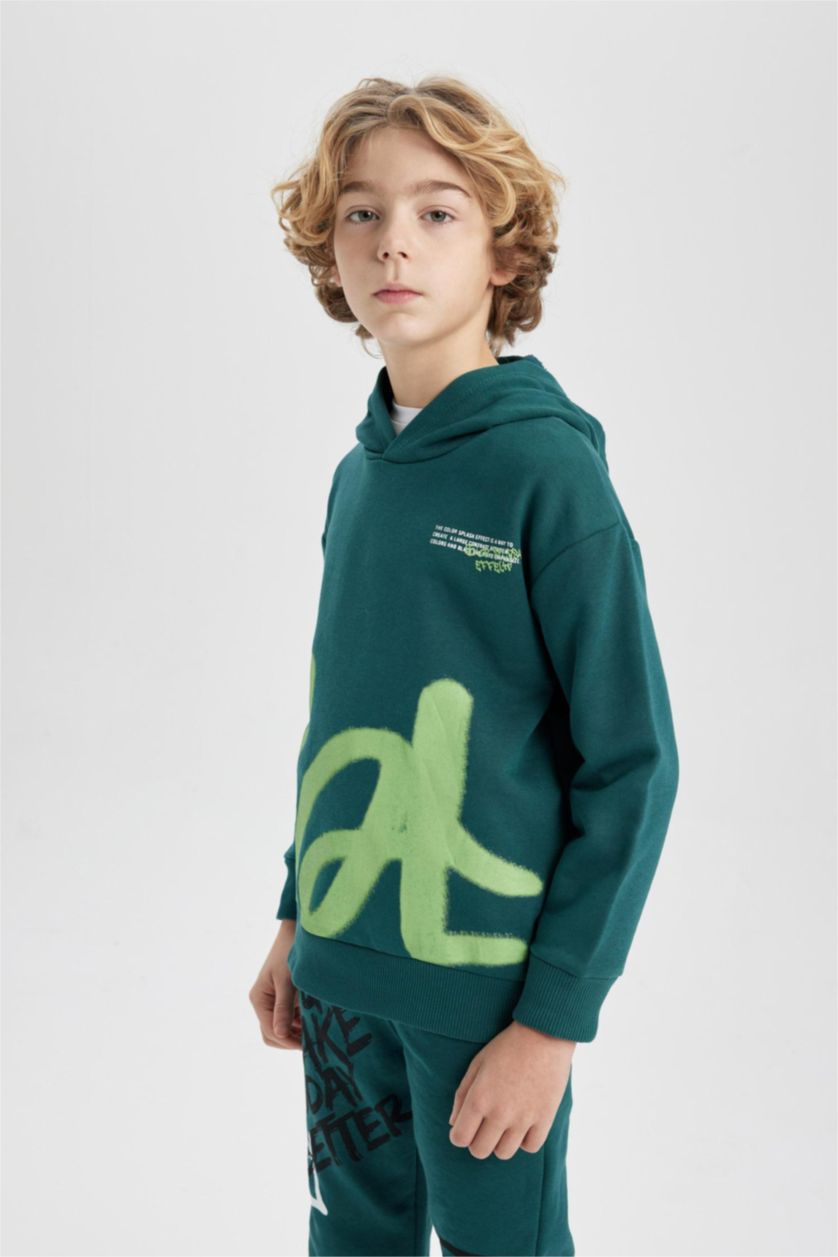 أولاد أخضر سويت شيرت اوفر سايز ولادي بغطاء للرأس