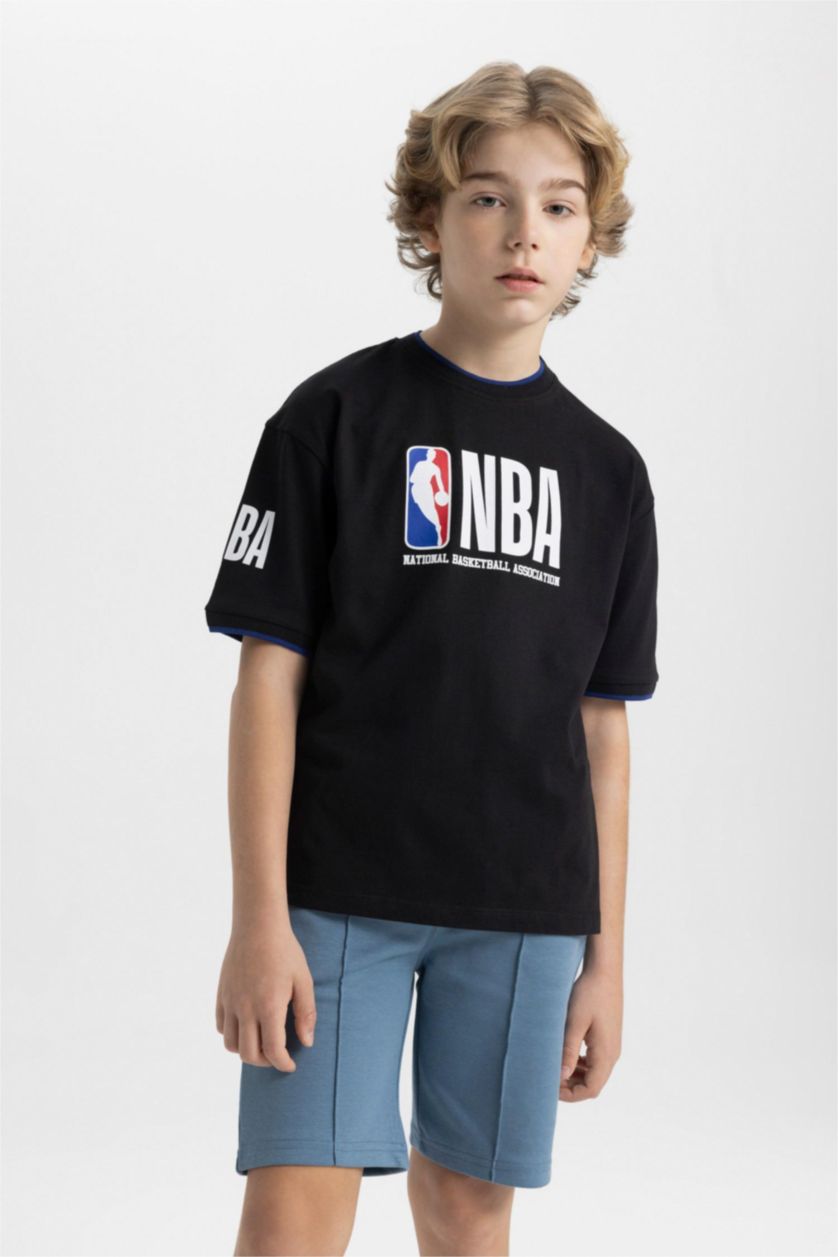 GARÇONS Noir T-shirt oversize NBA Wordmark à col rond et manches courtes pour garçon