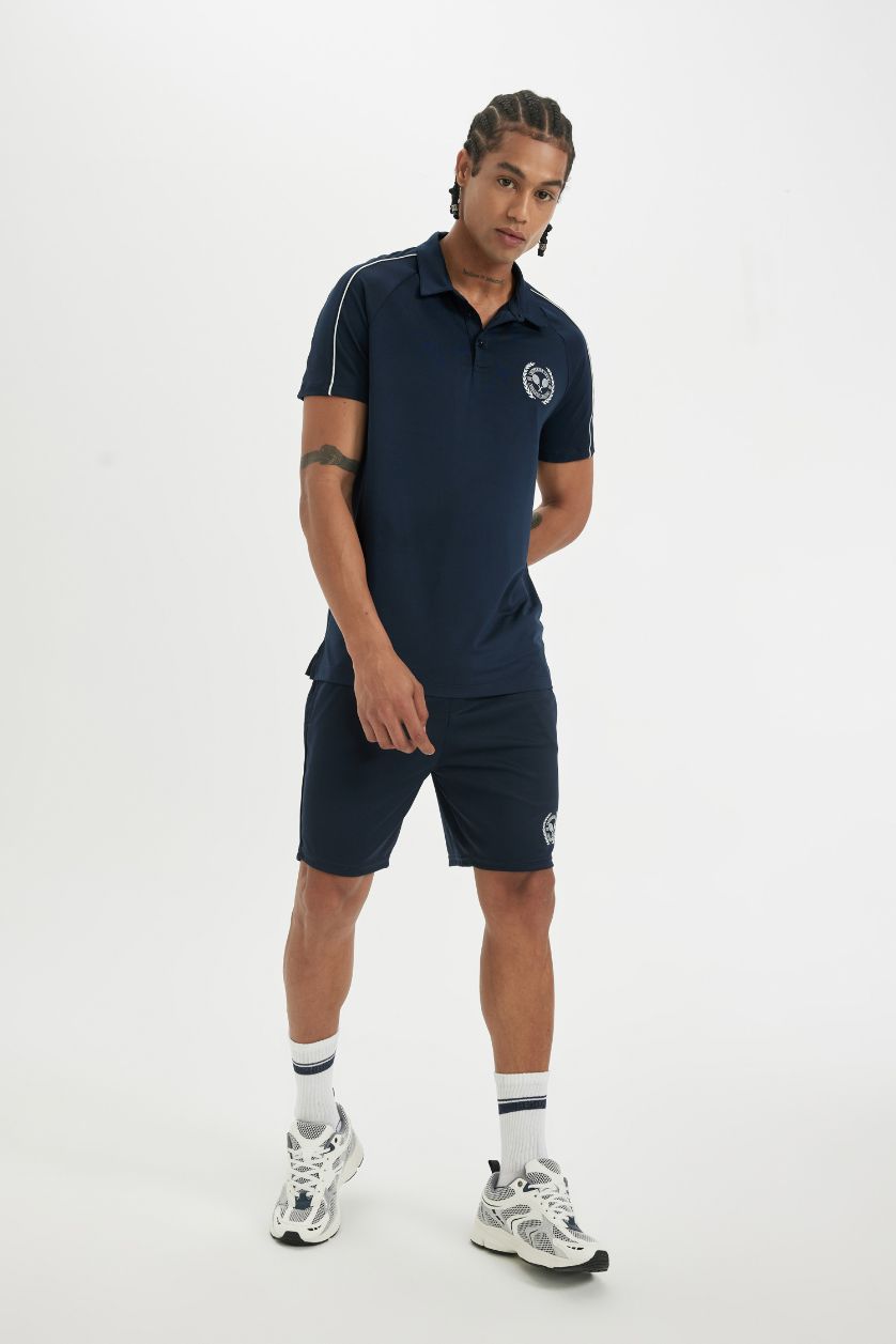 Man NAVY Standard Fit Short Leg Heavy Fabric Shorts