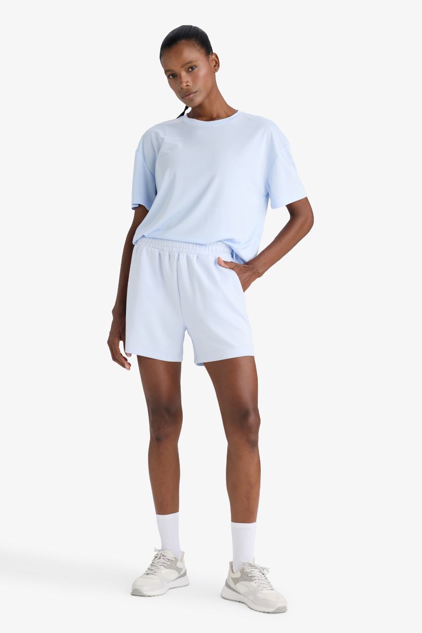 Kadın Açık Mavi Standart Fit Kısa Paça Modal Şort