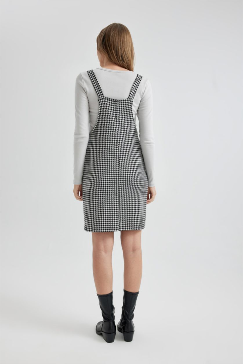 نساء أسود فستان حمل قصة عادية