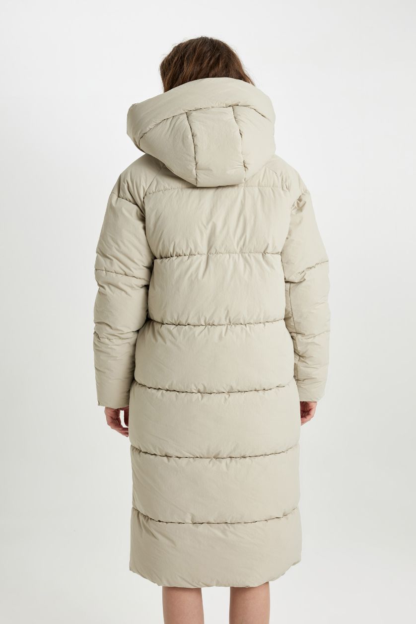 Kadın Açık Taş Su İtici Regular Kalıp Kapüşonlu Fermuarlı Cepli Uzun Mont Parka