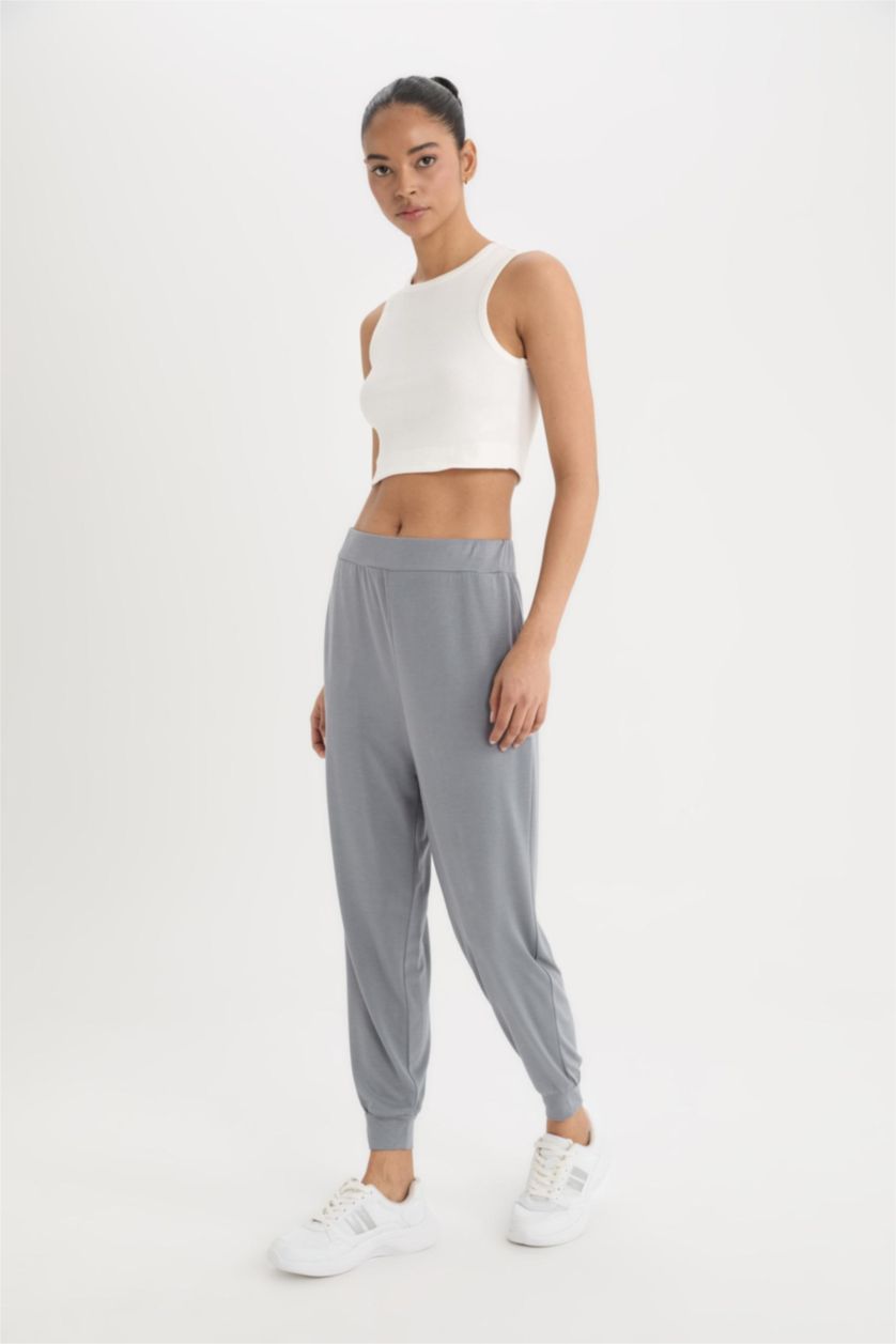 Kadın Gri Oversize Geniş Kalıp Sporcu Pantolon Jogger Paça Standart Boy Modal Kumaş