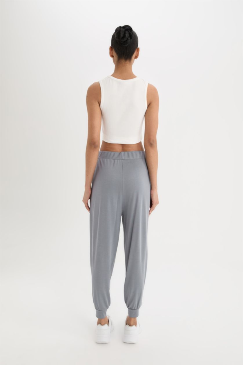 Kadın Gri Oversize Geniş Kalıp Sporcu Pantolon Jogger Paça Standart Boy Modal Kumaş