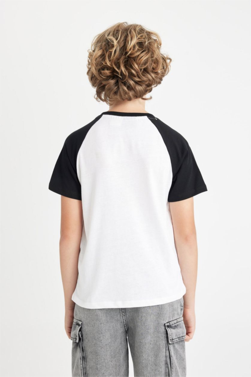 Erkek Çocuk - Genç Erkek Kırık Beyaz Stranger Things Bisiklet Yaka Kısa Kollu Tişört Erkek Çocuk