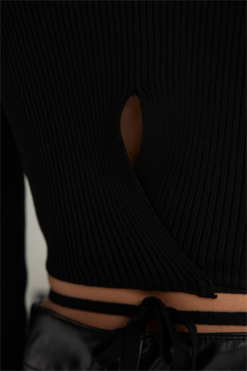 حريمي أسود بلوفر تريكو سليم فيت بياقة V