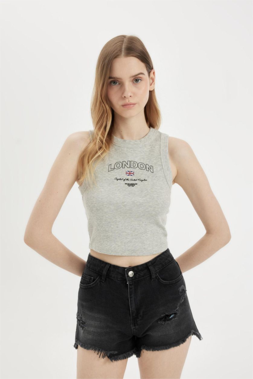 نساء أسود شورت جينز بحافة ممزقة وخصر عالي