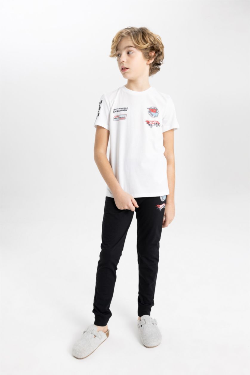 BOYS & TEENS White Boy Hot Wheels 2 Piece Pajama Set