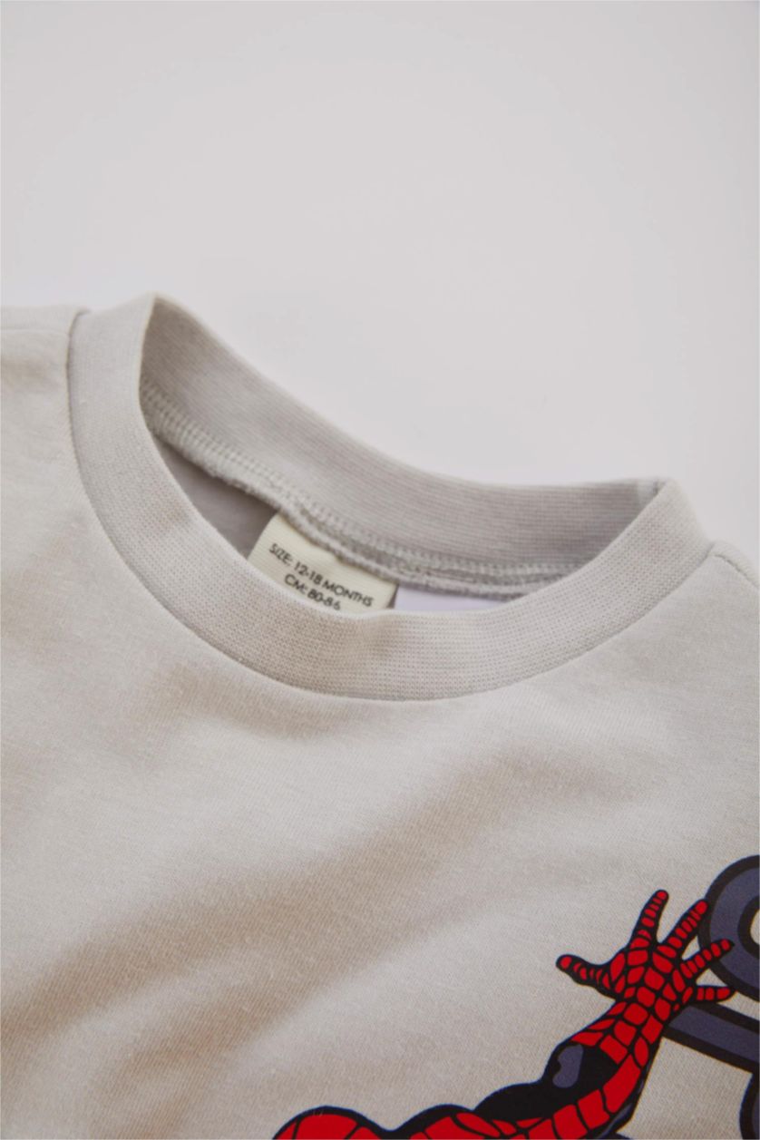 مولود ذكر رمادي فاتح تيشيرت ولادي كم طويل جيرسي قصة عادية من مارفل