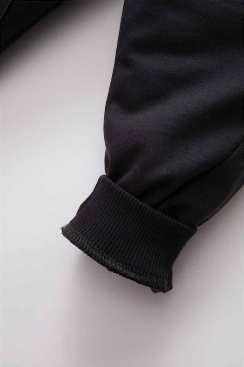 مولود ذكر أنثرا بنطلون سويت بانتس ولادي بطبعة شعار وقصة عادية