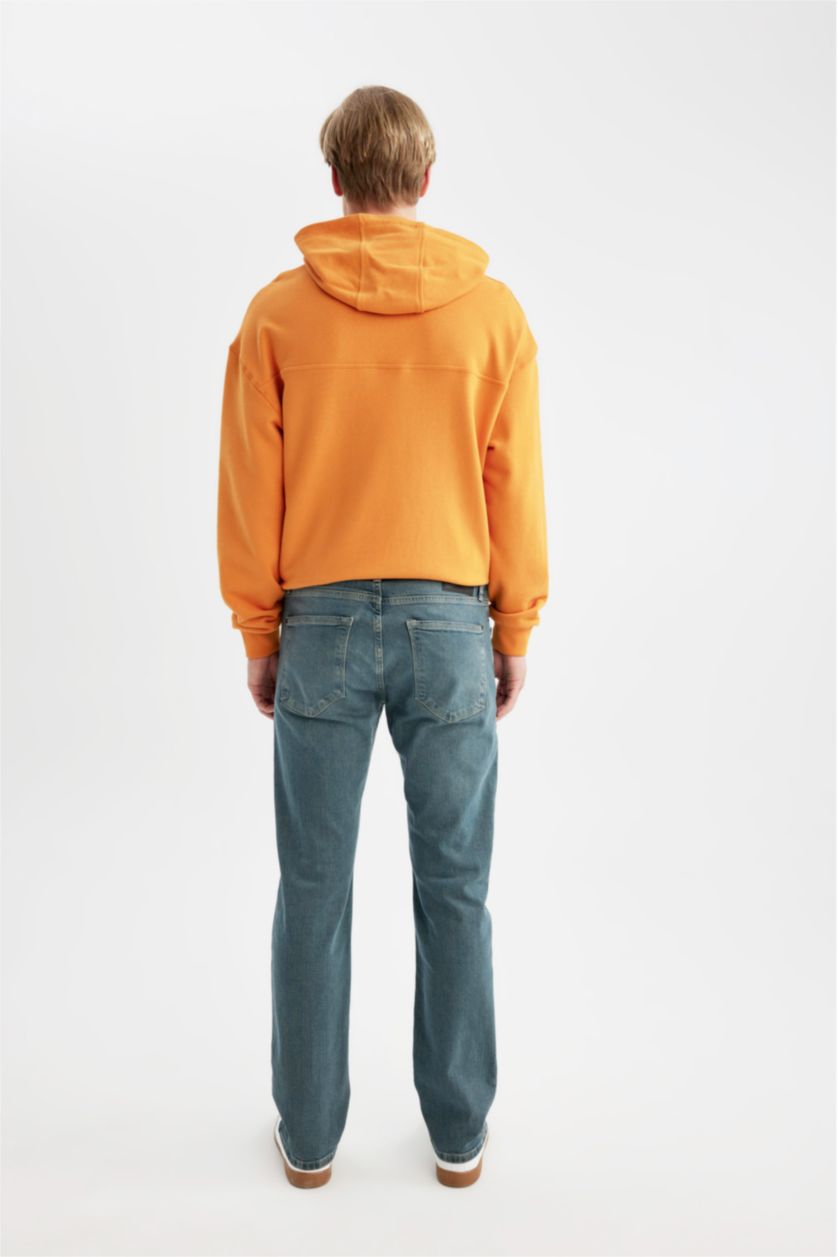 MAN Light Green Sergio Regular Fit Normal Waist Pipe Leg Jeans