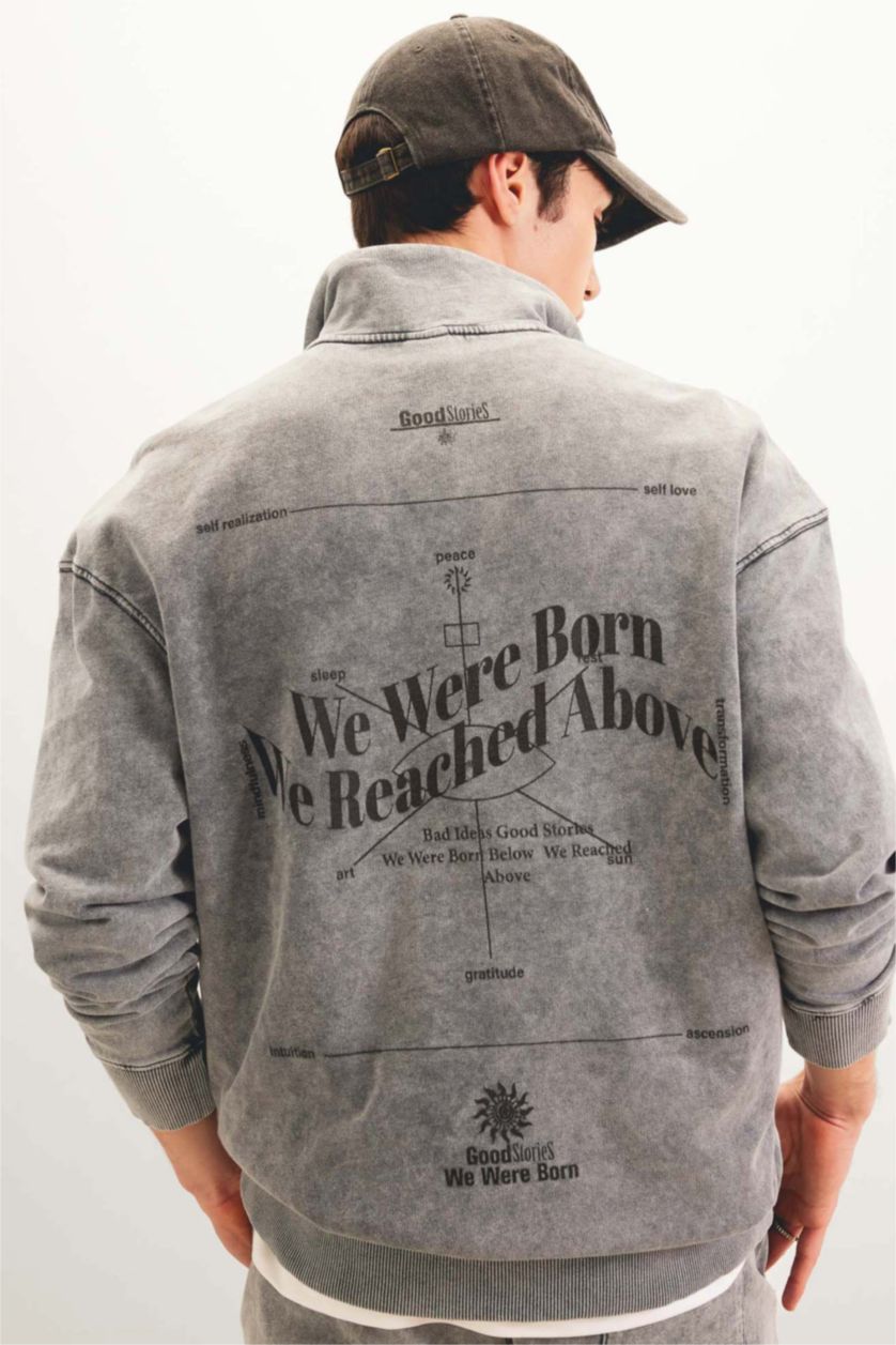 MAN Grey Comfort Fit Stand-up Collar Printed Sweatshirt