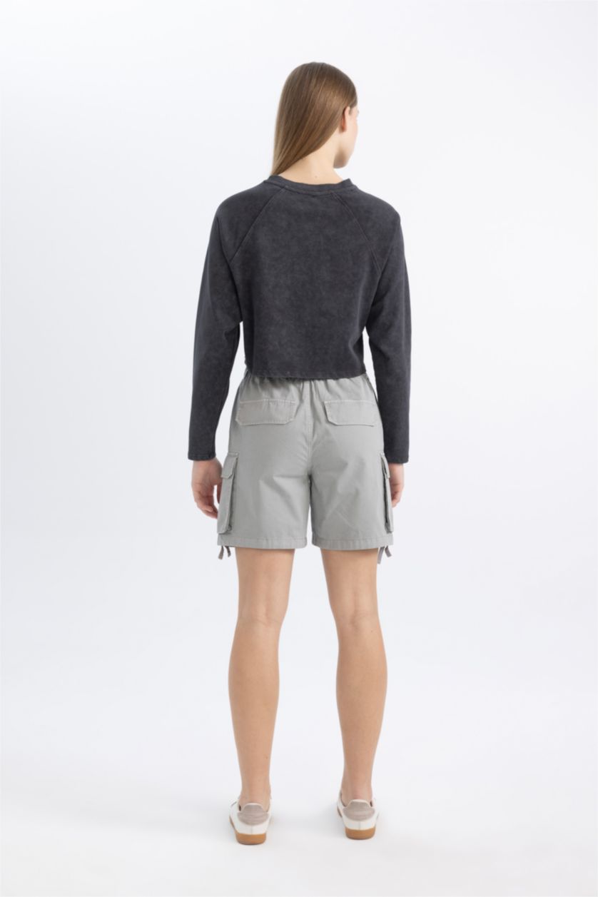 FEMME Gris Clair Short coupe régulière en Gabardine