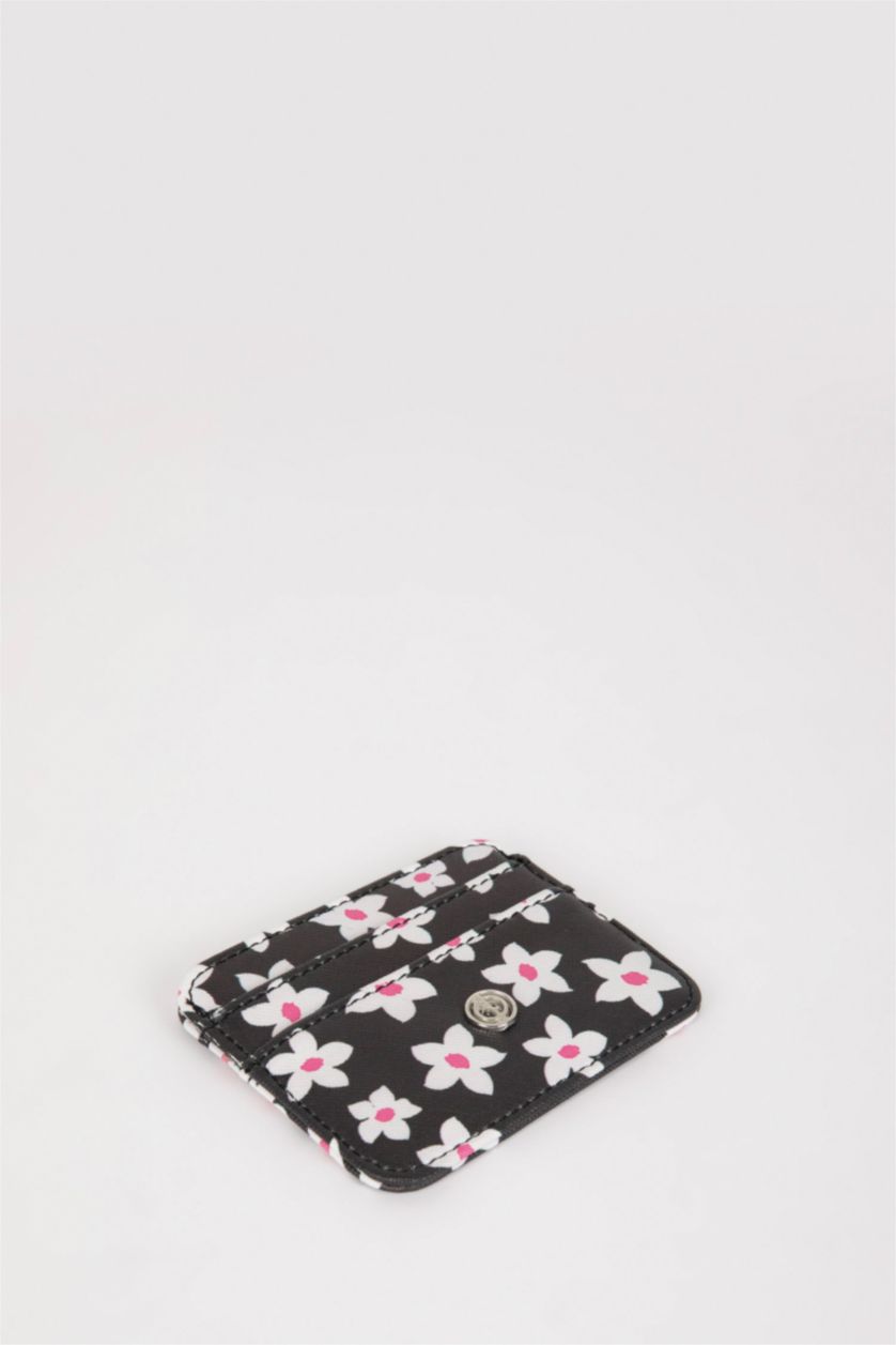 Woman Black Woman Wallets