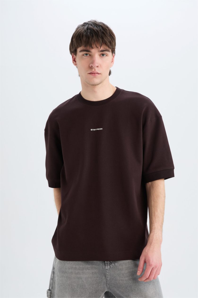 Erkek Kahve Loose Fit Bisiklet Yaka Baskılı Kısa Kollu Ağır Kumaş Tişört