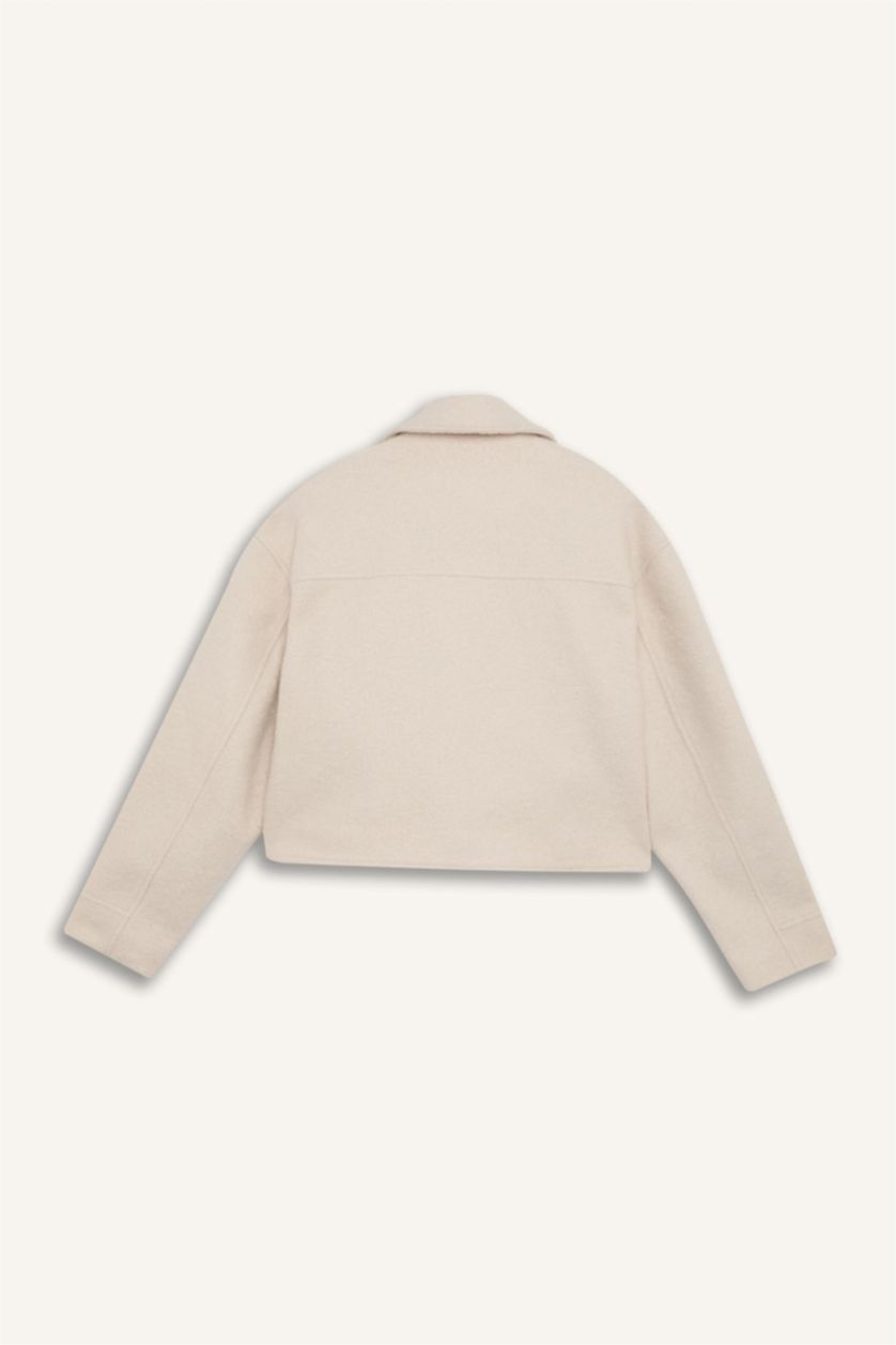 Kadın Ekru Su Geçirmez Regular Fit Polo Yaka Fermuarlı Cepli Kısa Kaşe Ceket