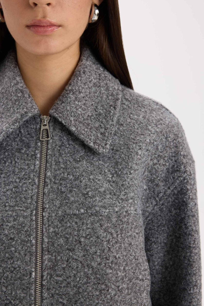 Woman Light Grey Regular Fit Polo Neck Pocketed Waterproof Cachet Jacket