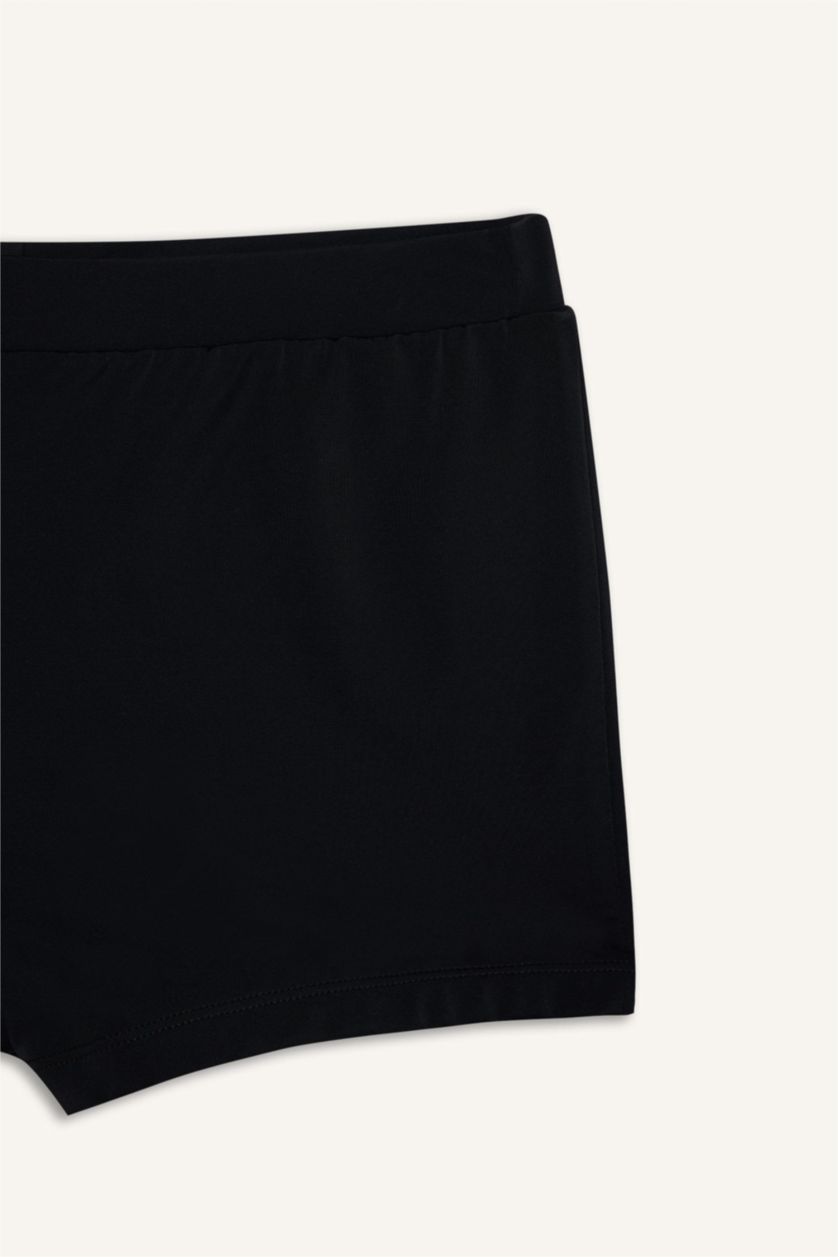 نساء أسود اندر بكيني قصة عادية من Fall in Love