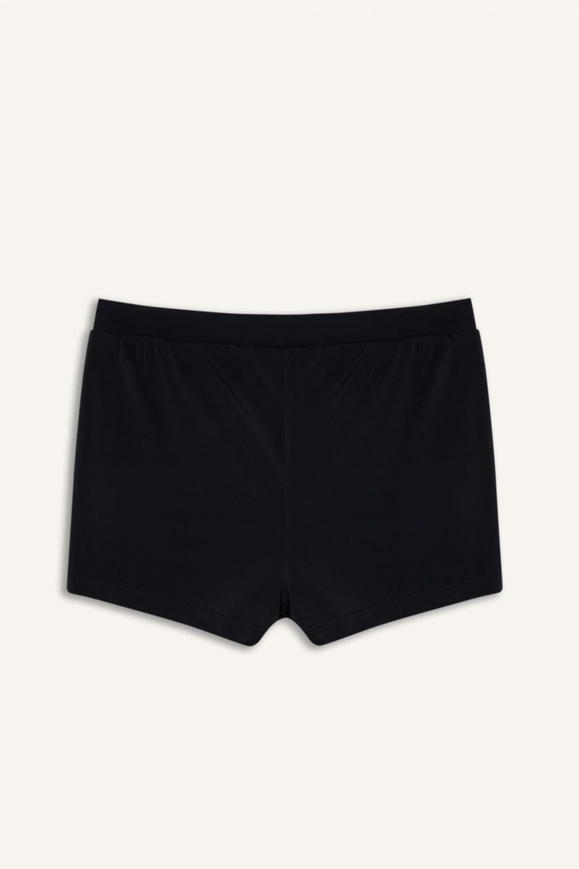 نساء أسود اندر بكيني قصة عادية من Fall in Love