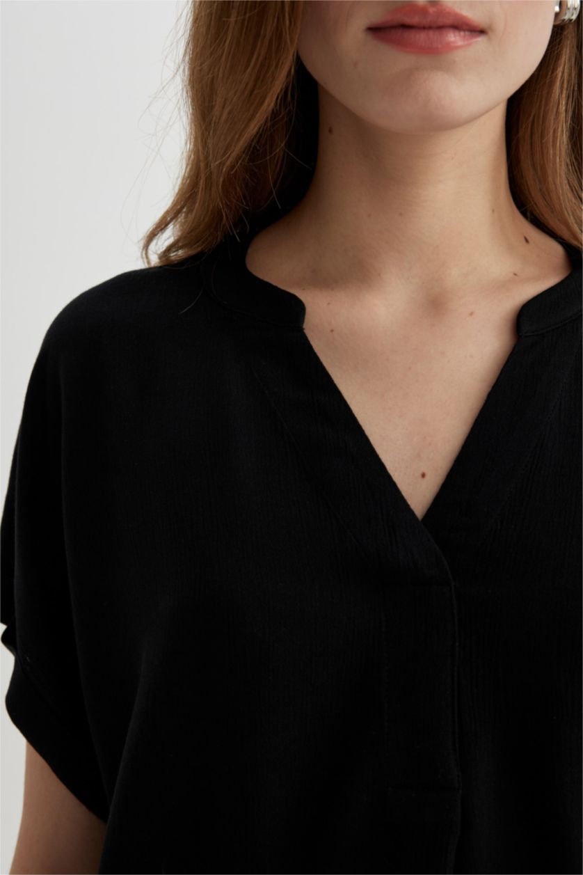 WOMAN Black Regular Fit Crew Neck Short Sleeve Blouse