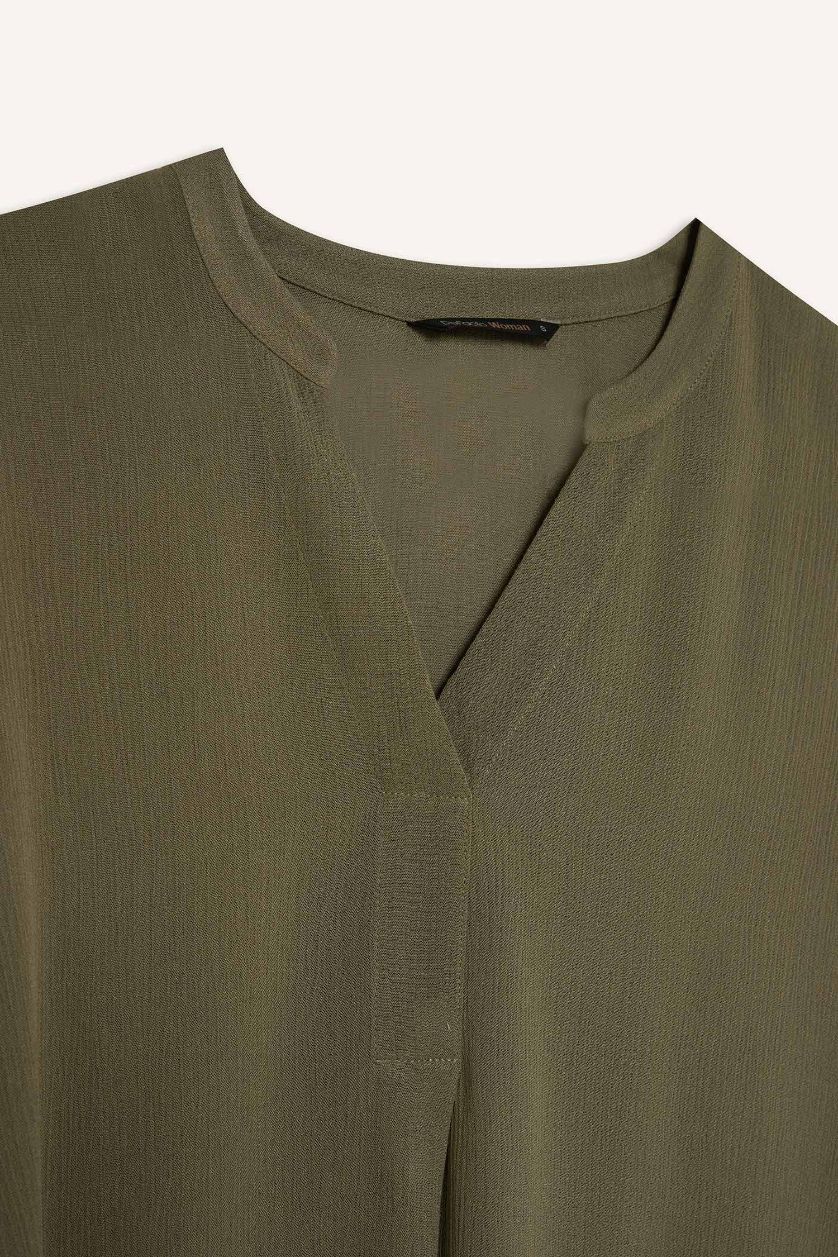 Женщины Хаки Базовая блузка с отклонённым воротником и короткими рукавами из крючкового материала стандартного кроя