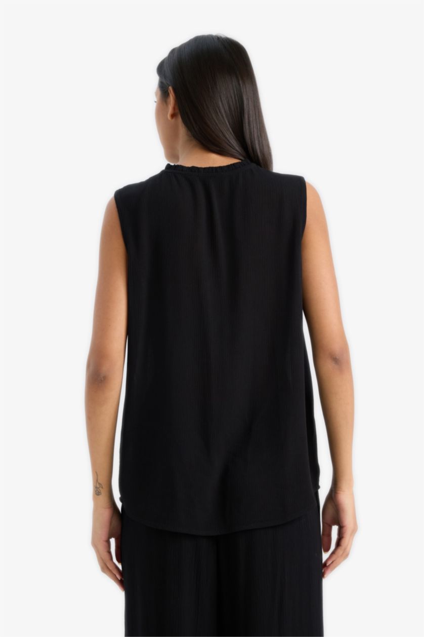 Әйелдерге қара қалыпты пішім с мойын Жеңсіз Блуза