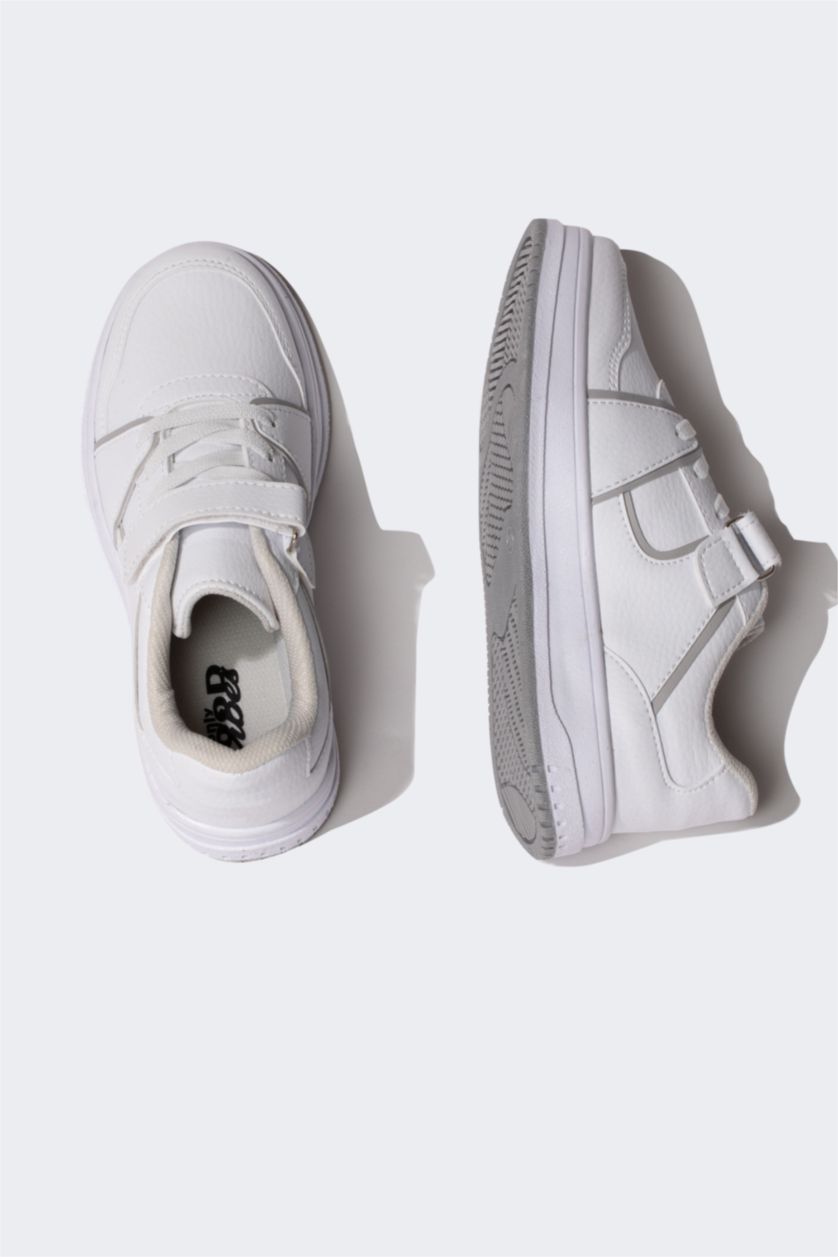 GARÇONS Blanc Baskets en simili-cuir à semelle épaisse pour Garçon