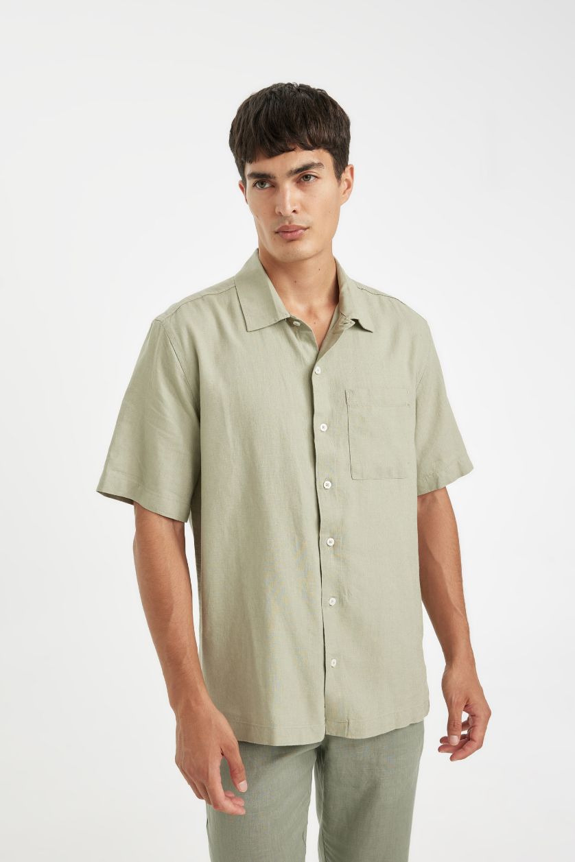 Man Green Relax Fit Polo Collar Short Sleeve Shirt