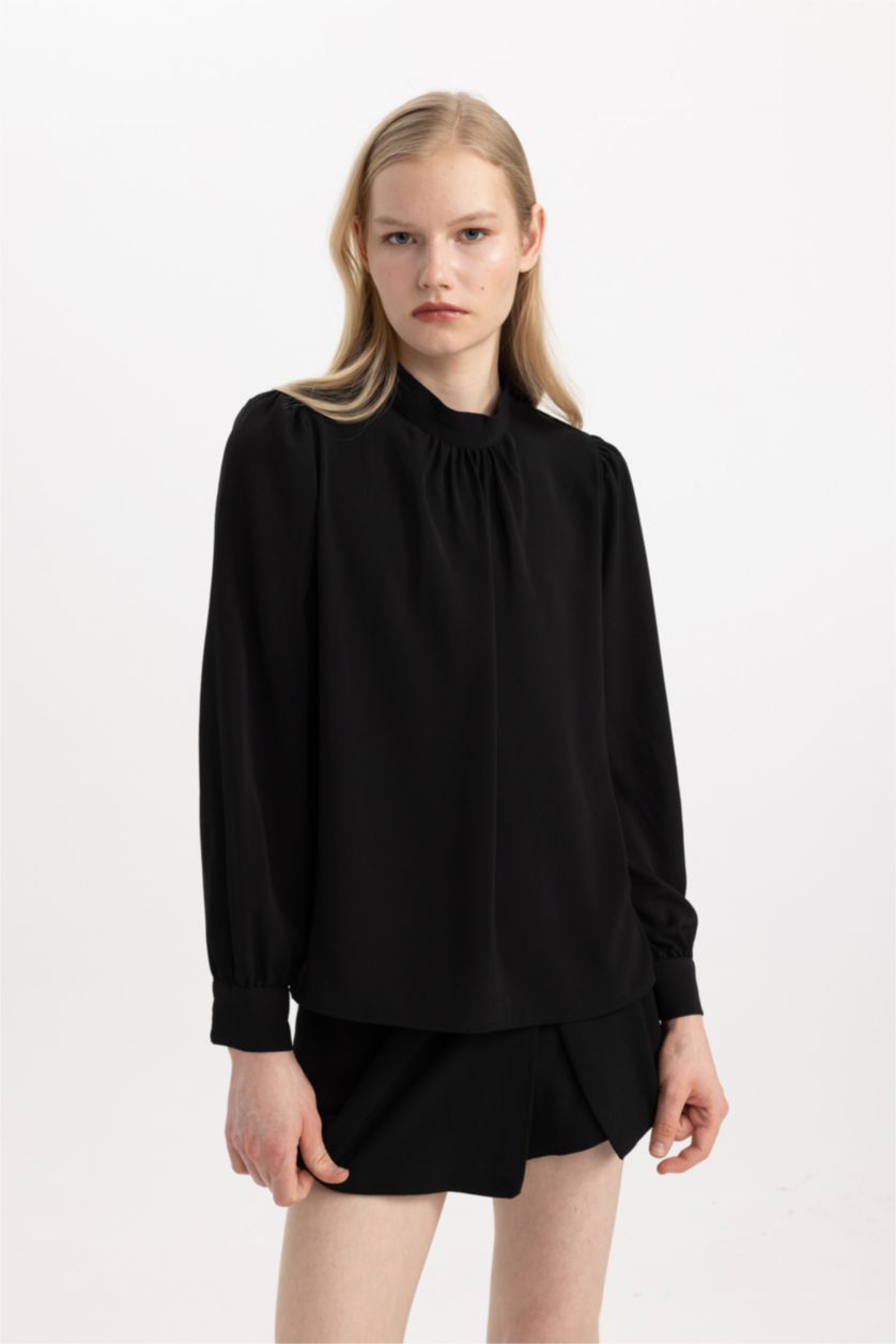 حريمي أسود بلوزة كم طويل قصة عادية بياقة عالية