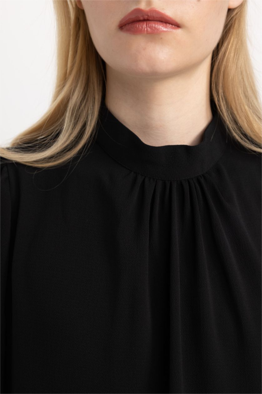 حريمي أسود بلوزة كم طويل قصة عادية بياقة عالية